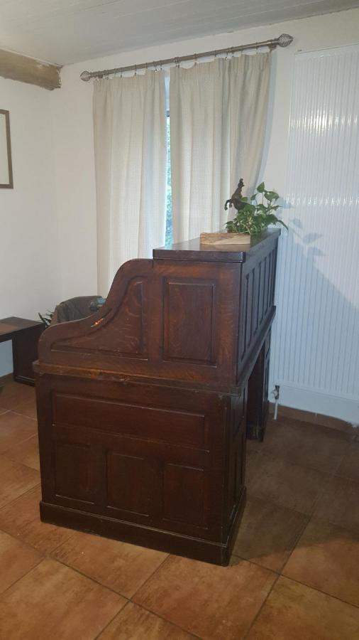 Au Petit Bonheur Bed and Breakfast Courgenay Buitenkant foto
